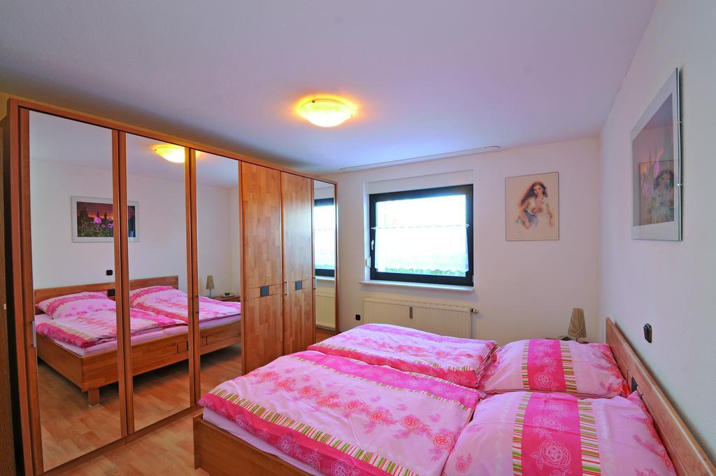 Ferienwohnung Heinen Schleiden Room photo